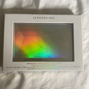 Dimensional highlighting palette